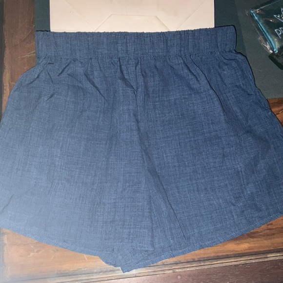 SHEIN Short Set - Picture 4 of 4